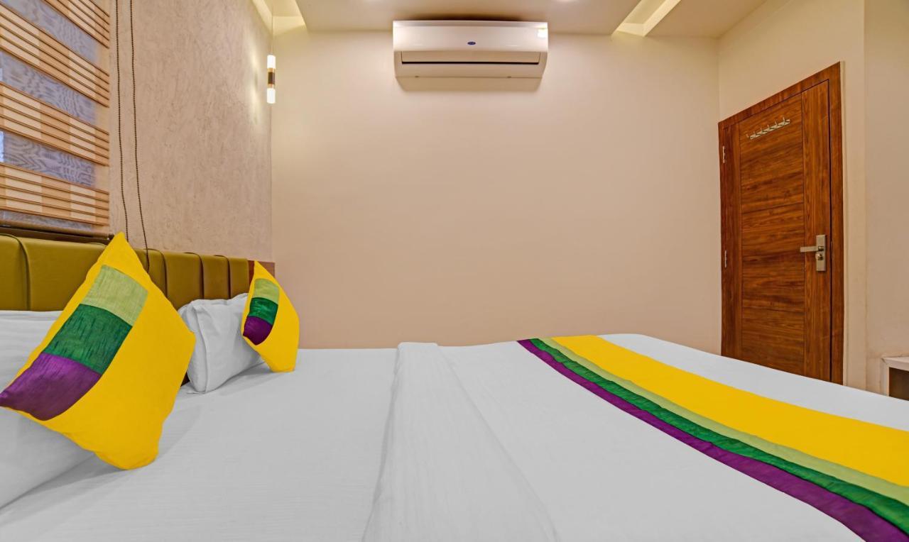 Hotel Abhilasha Inn Pachmarhi Exterior photo