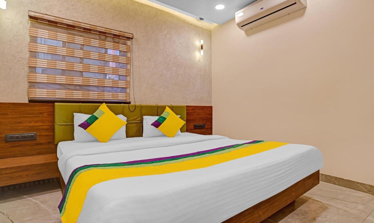 Hotel Abhilasha Inn Pachmarhi Exterior photo
